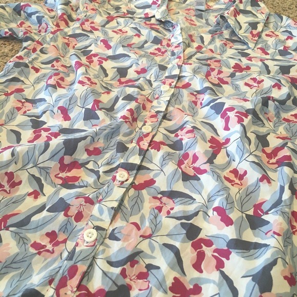 Old Navy X-Small Button Up Blouse Blue White Pink Floral Long Sleeve Career Top - Picture 9 of 12